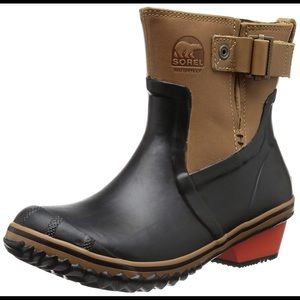 ISO.. not for sale** LOOKING FOR. Size 8.5 or 9